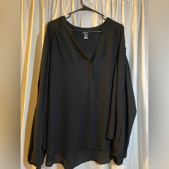 Torrid black blouse size 3 - Picture 2 of 2